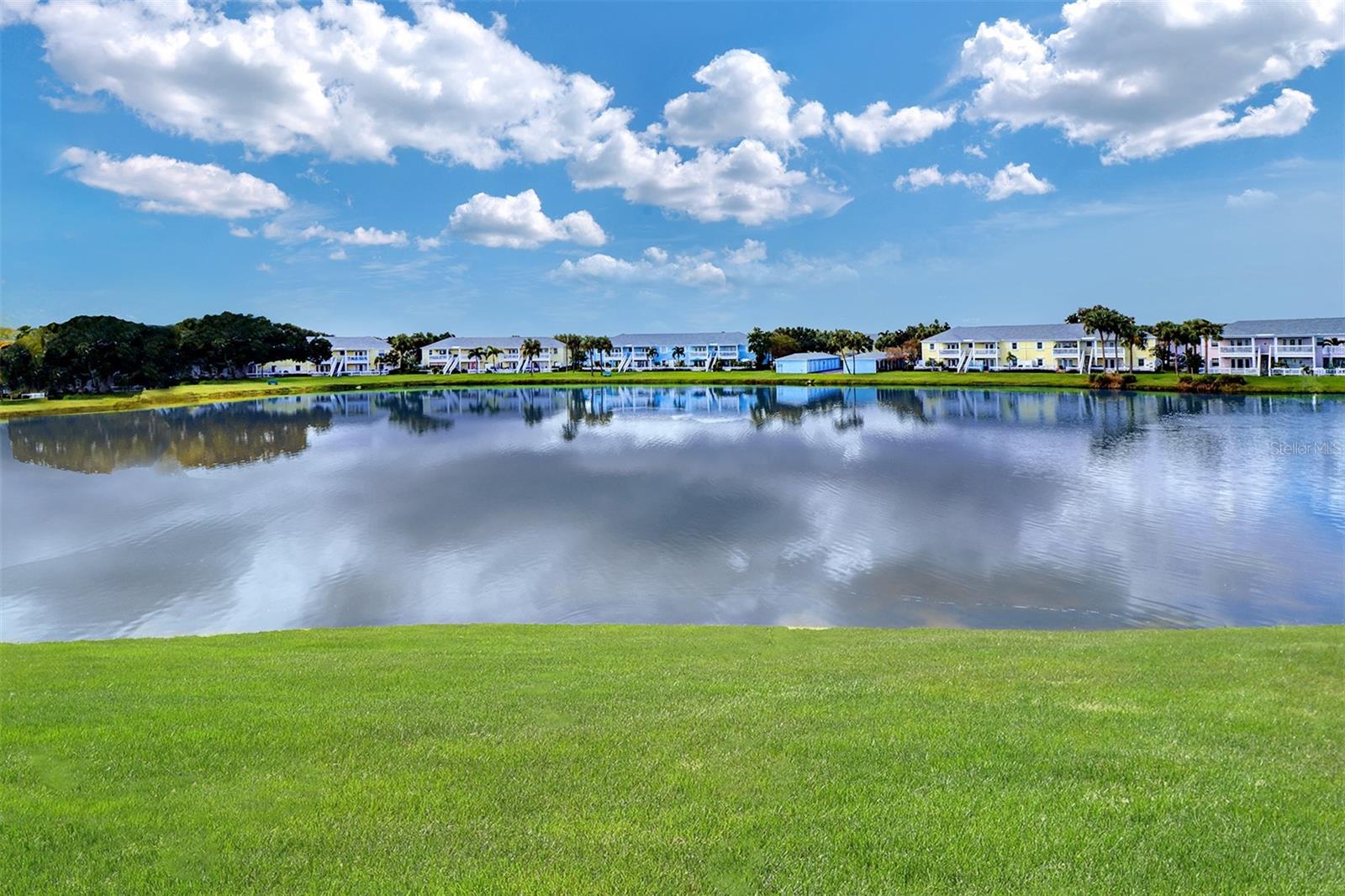 151 SEA HORSE DR SE #H, ST PETERSBURG, FL, 33705