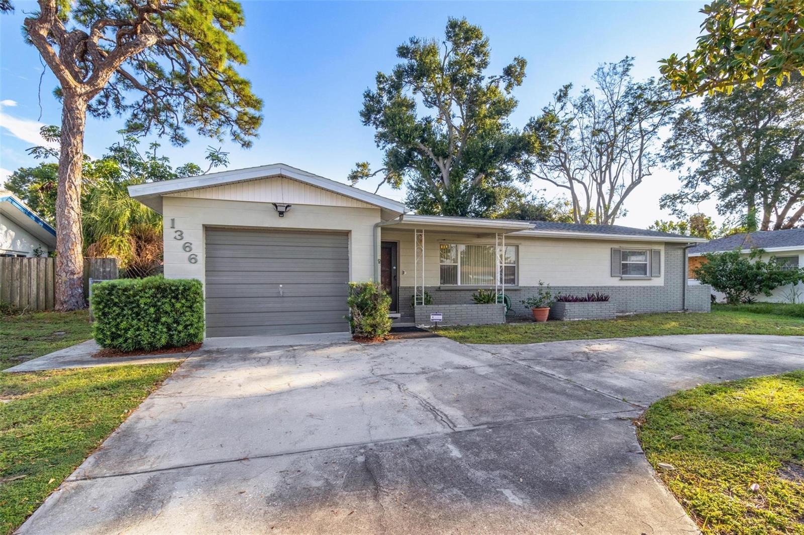 1366 62 PL S, ST PETERSBURG, FL, 33705