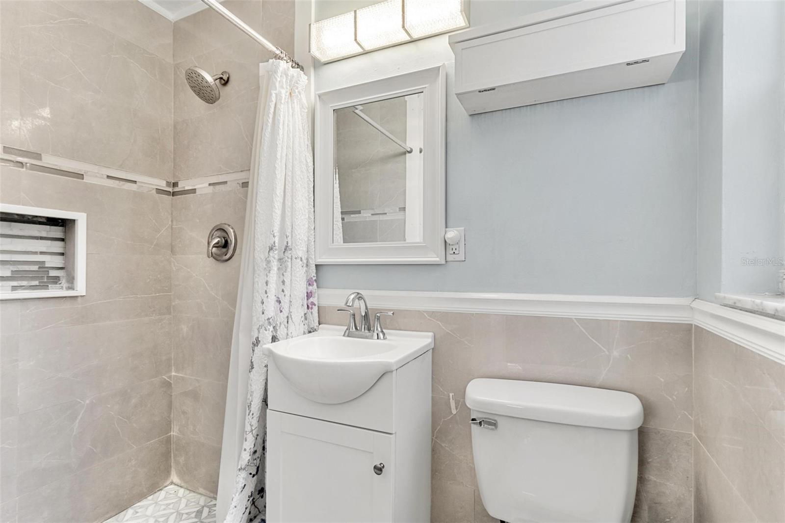 1366 62 PL S, ST PETERSBURG, FL, 33705
