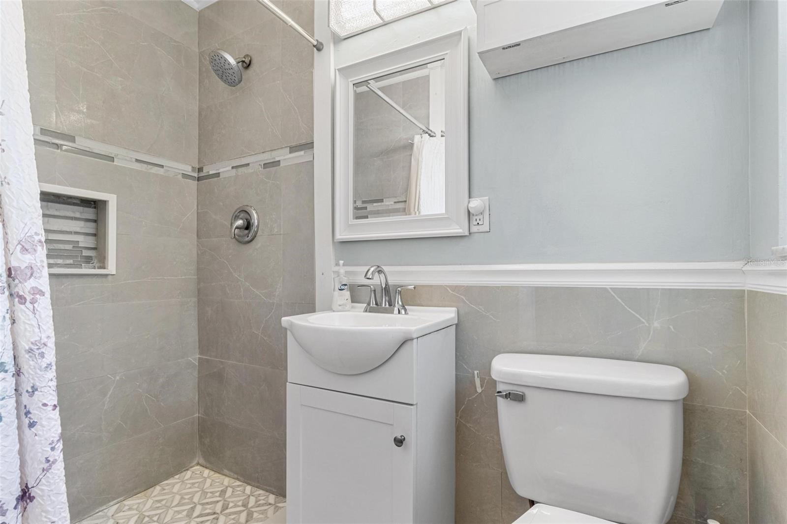 1366 62 PL S, ST PETERSBURG, FL, 33705