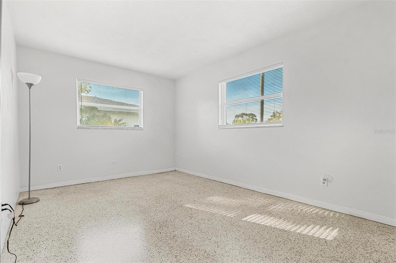 1366 62 PL S, ST PETERSBURG, FL, 33705