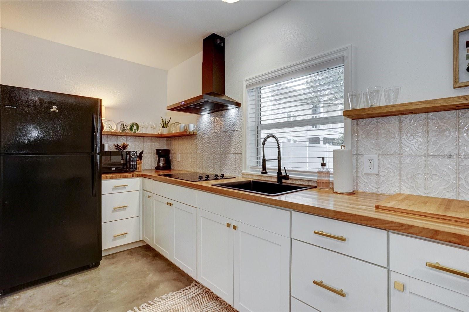 963 HIGHLAND AVE, DUNEDIN, FL, 34698