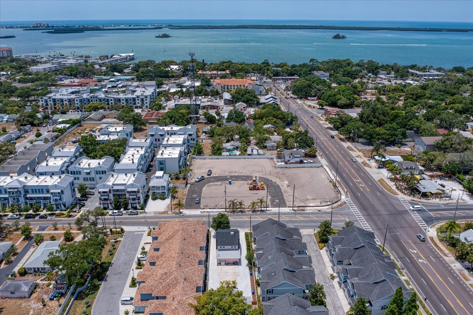 963 HIGHLAND AVE, DUNEDIN, FL, 34698