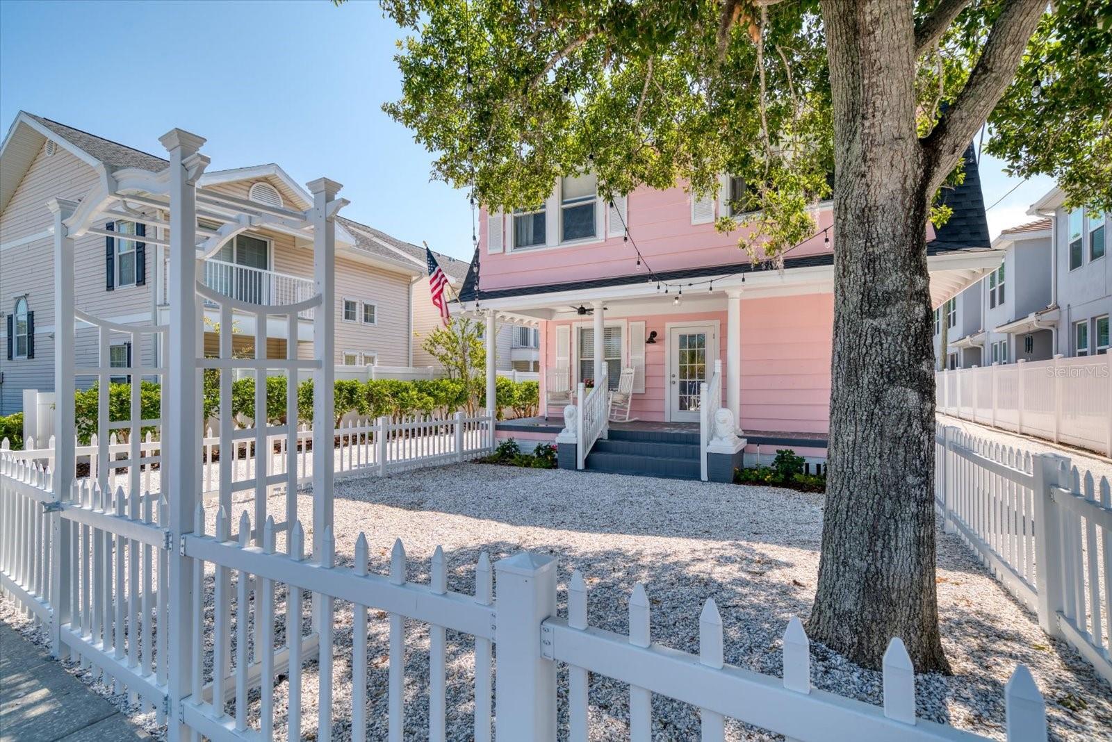 963 HIGHLAND AVE, DUNEDIN, FL, 34698