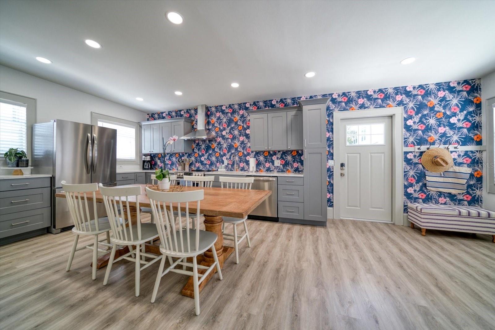 963 HIGHLAND AVE, DUNEDIN, FL, 34698
