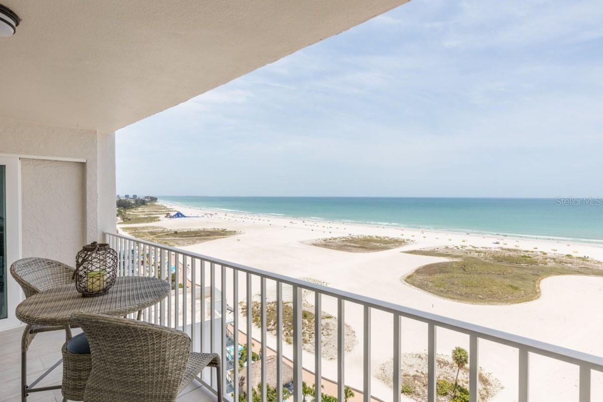 11000 GULF BLVD #1002, TREASURE ISLAND, FL, 33706