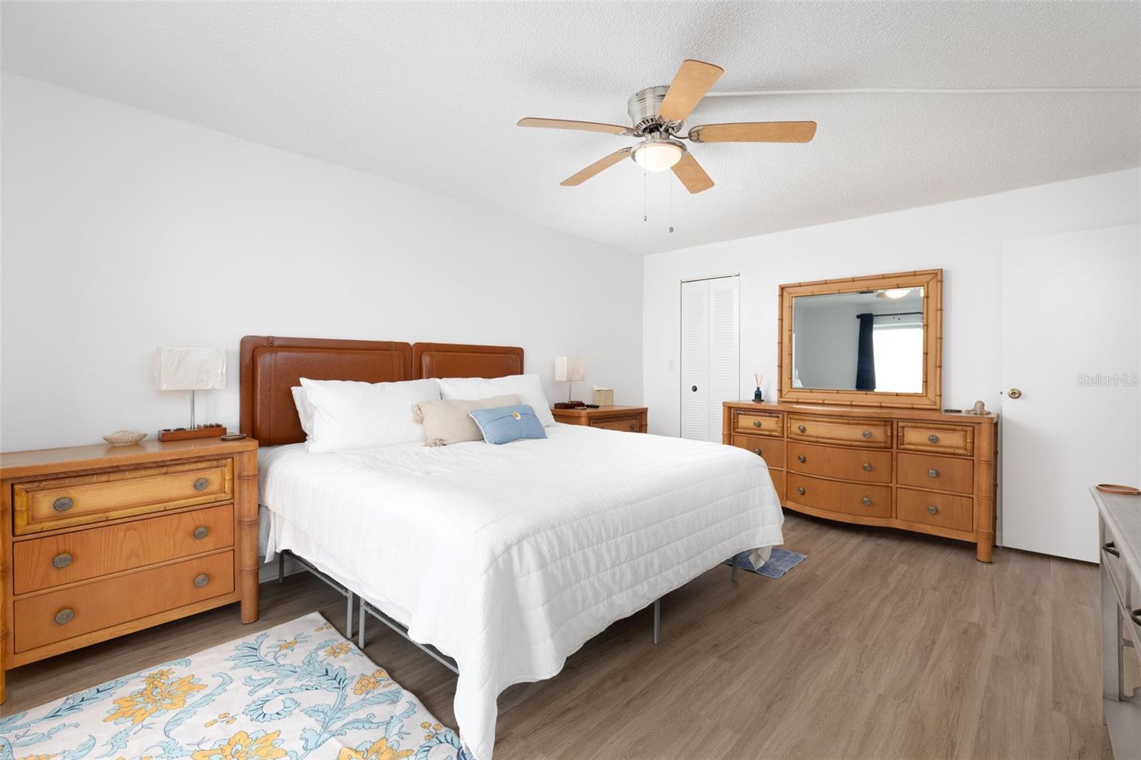 11000 GULF BLVD #1002, TREASURE ISLAND, FL, 33706