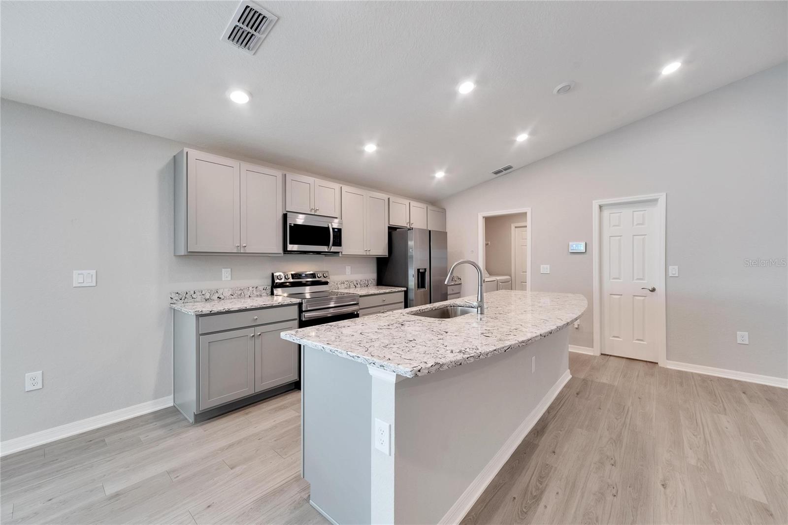 964 ARUBA AVE, MULBERRY, FL, 33860