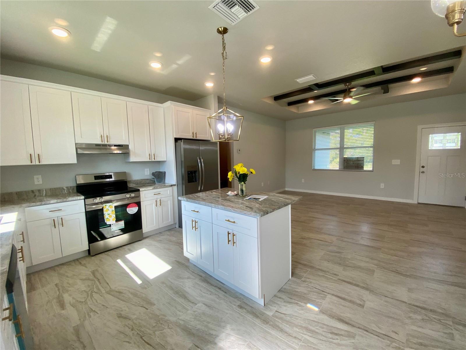 812 HANOVER AVE, SEBRING, FL, 33872