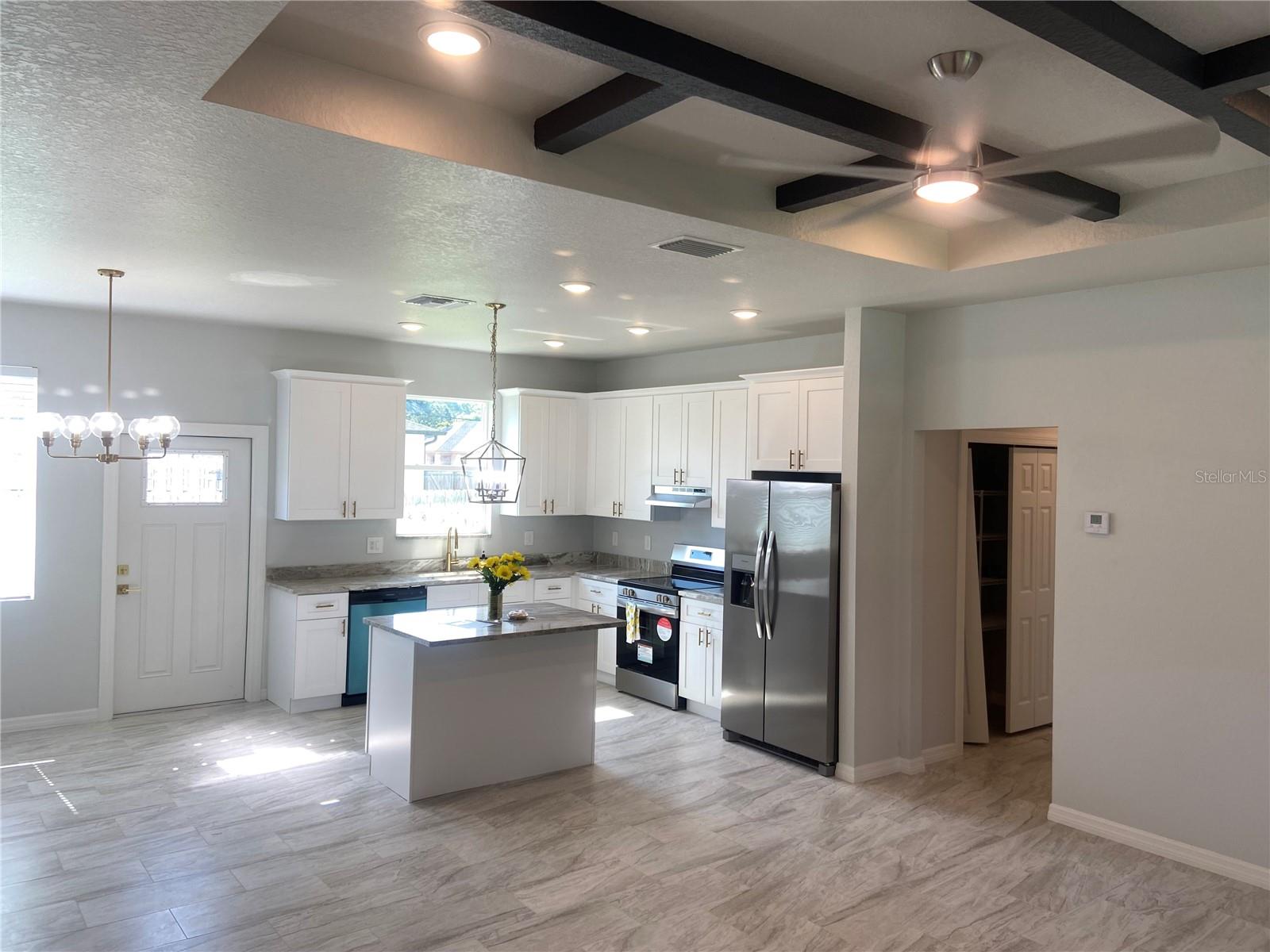 812 HANOVER AVE, SEBRING, FL, 33872