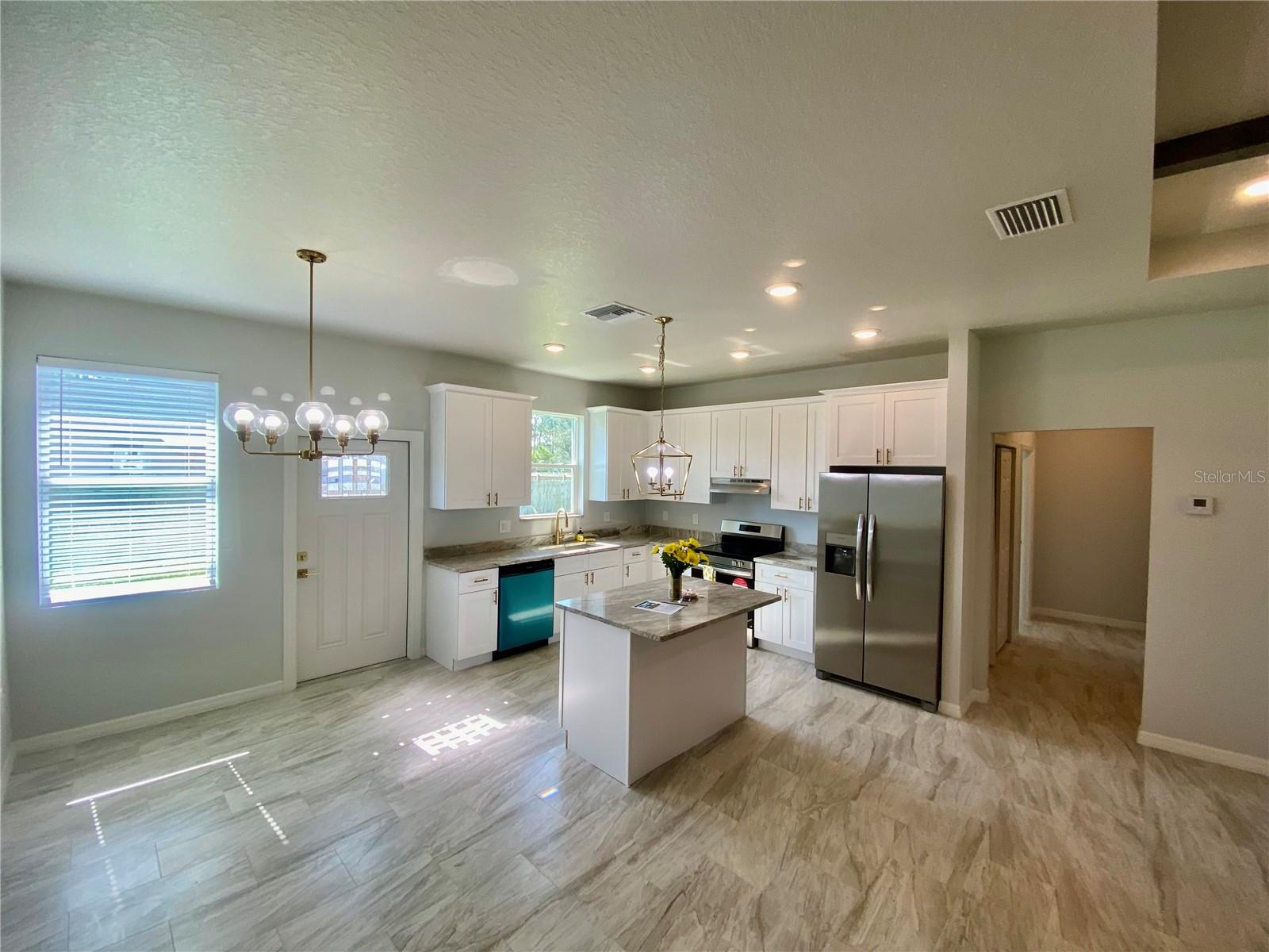 812 HANOVER AVE, SEBRING, FL, 33872