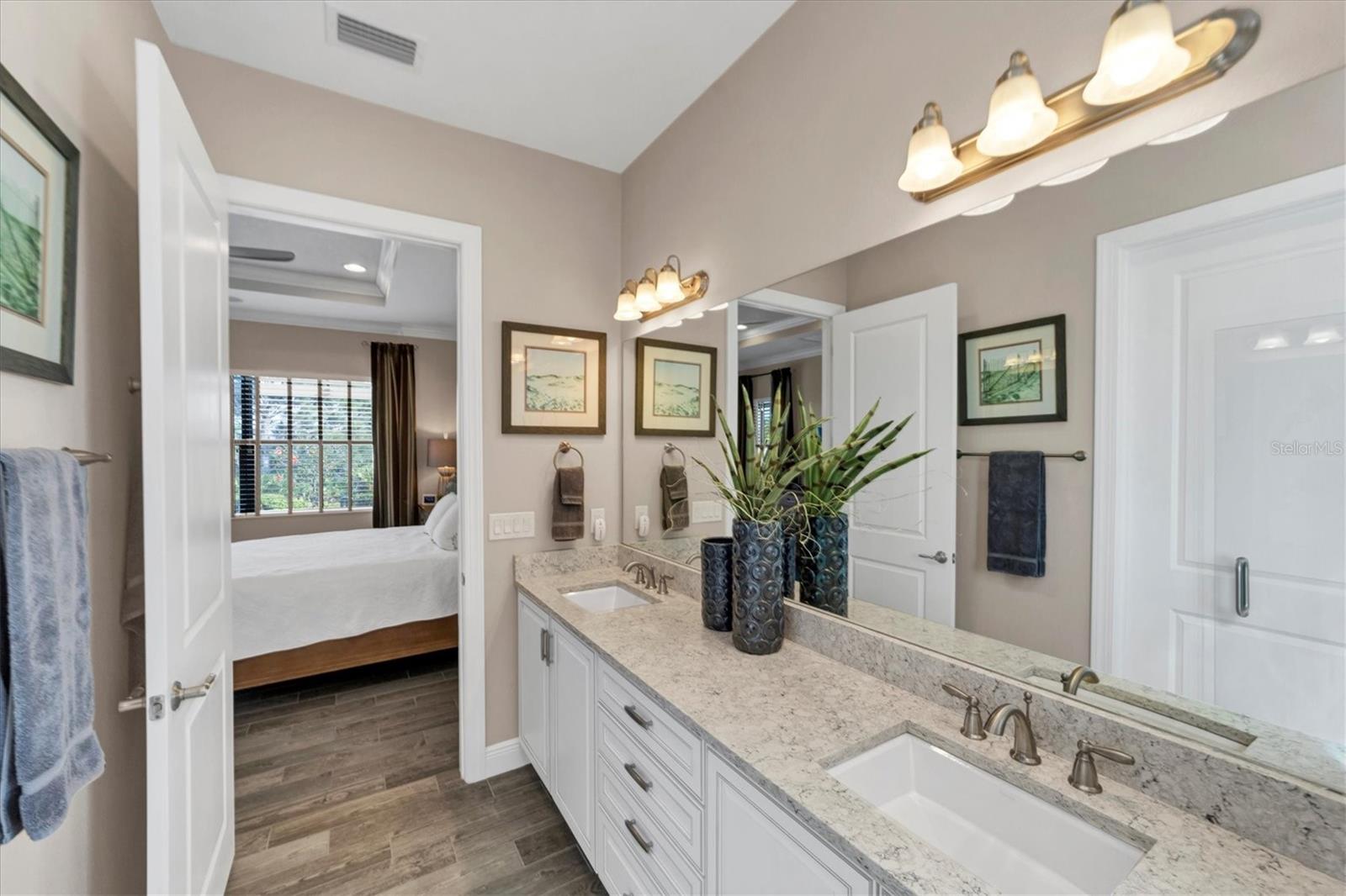 10301 CROOKED CREEK DR, VENICE, FL, 34293