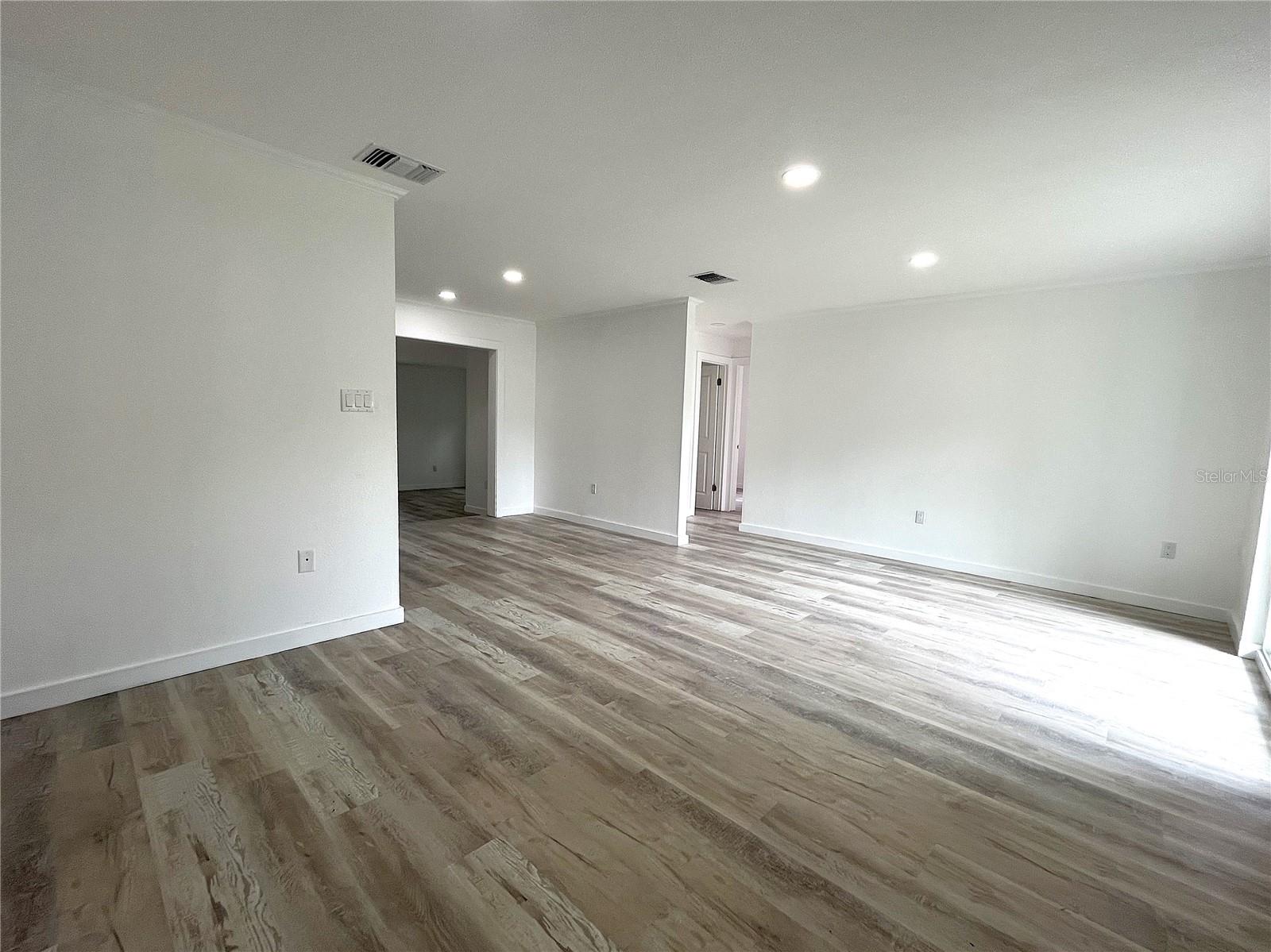 1508 CREST AVE, LEESBURG, FL, 34748
