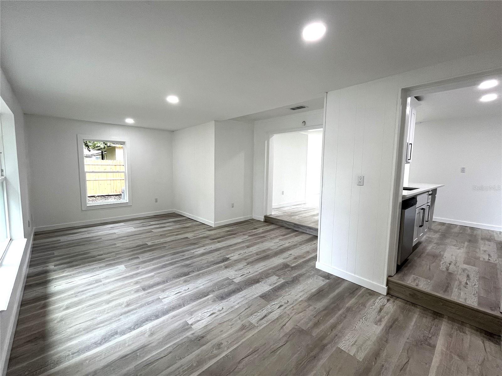 1508 CREST AVE, LEESBURG, FL, 34748