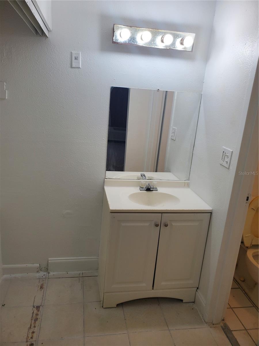 S5113621 Property Photo