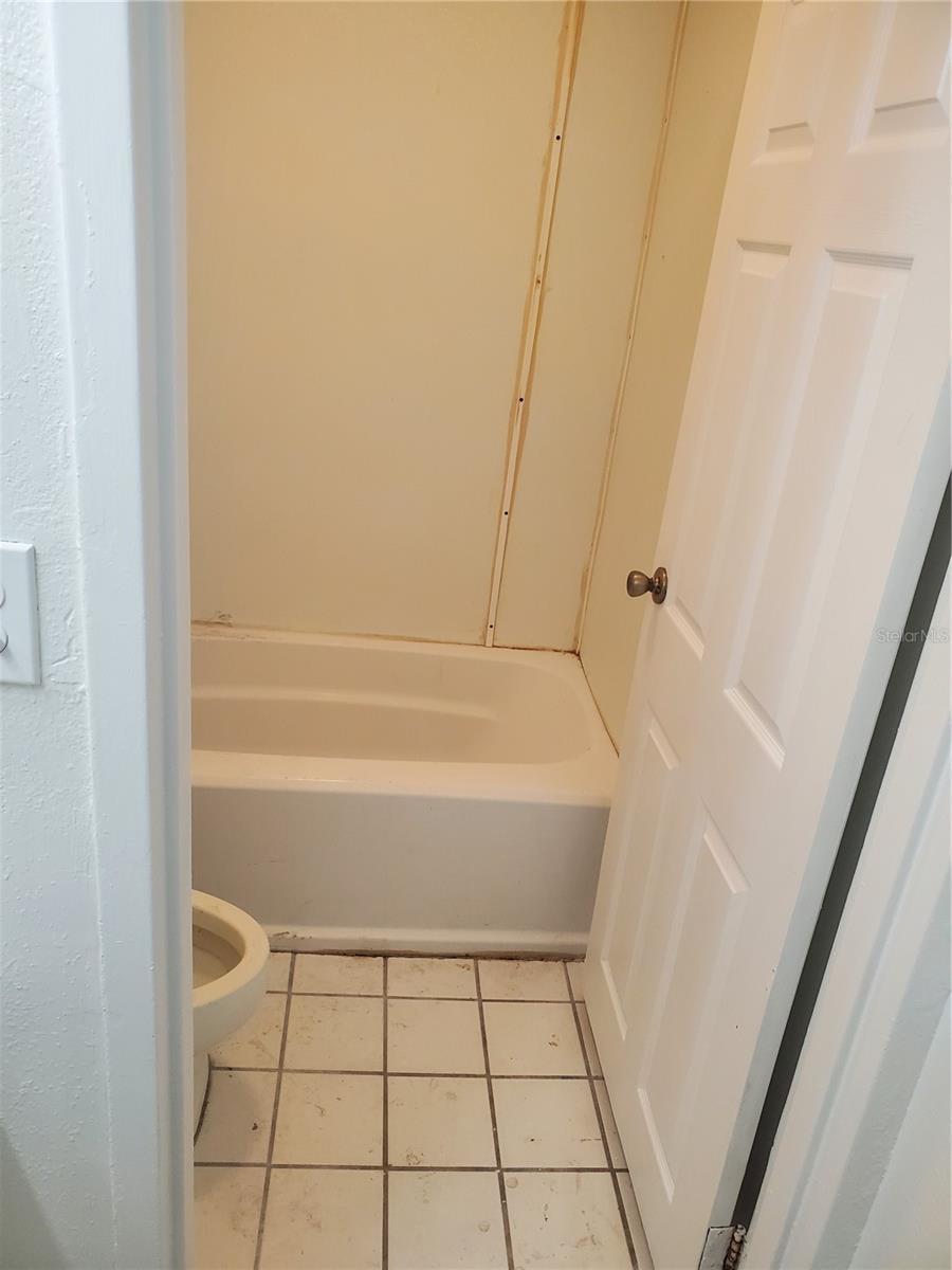 S5113621 Property Photo