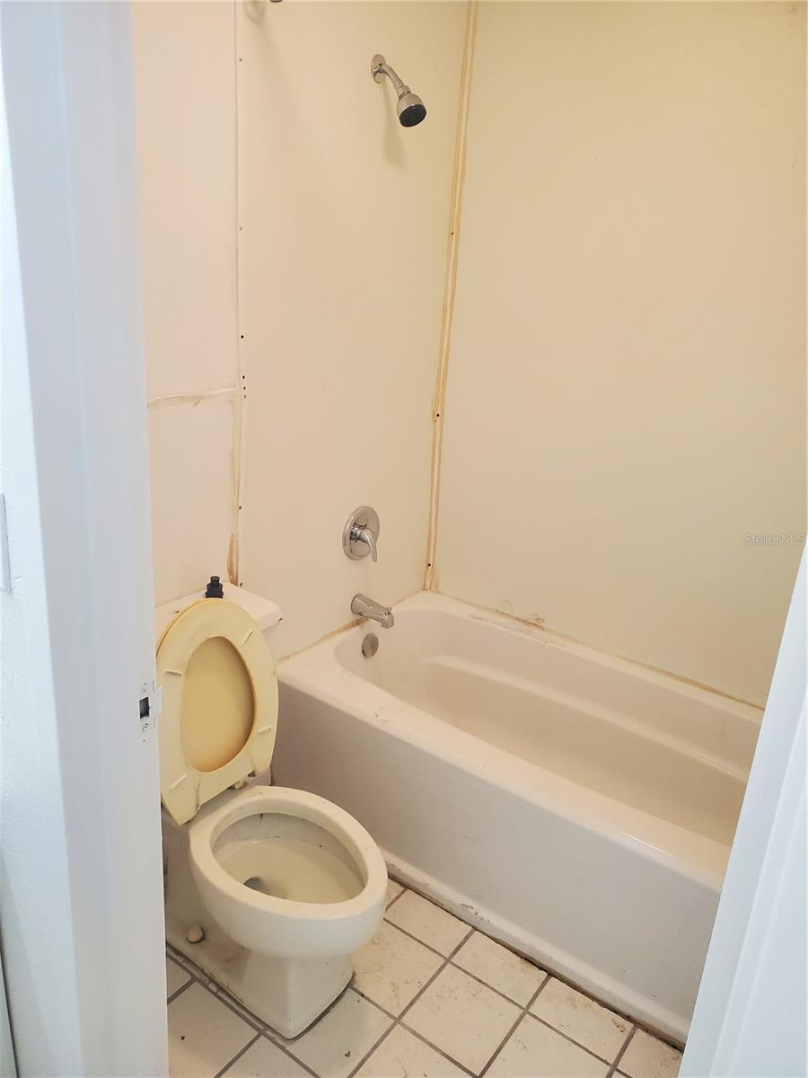 S5113621 Property Photo