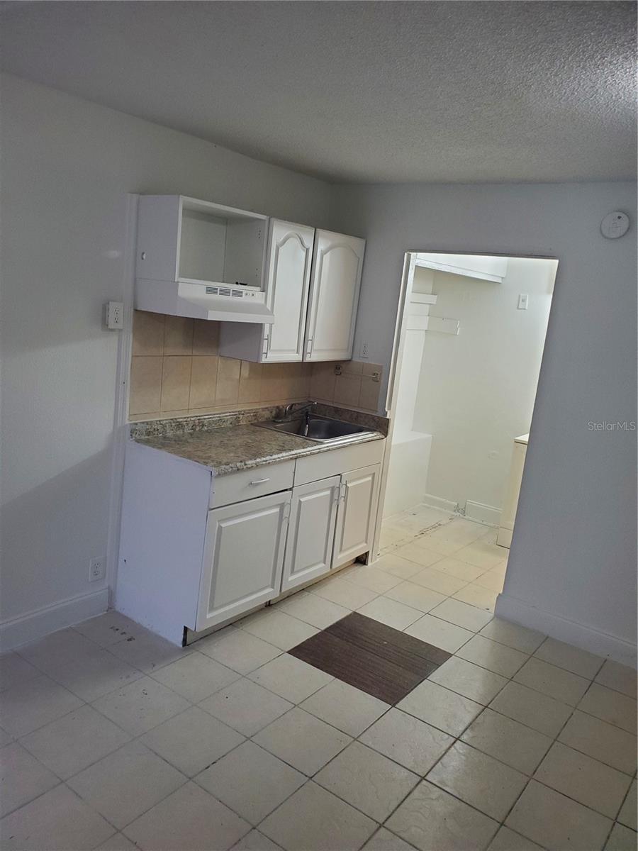 S5113621 Property Photo