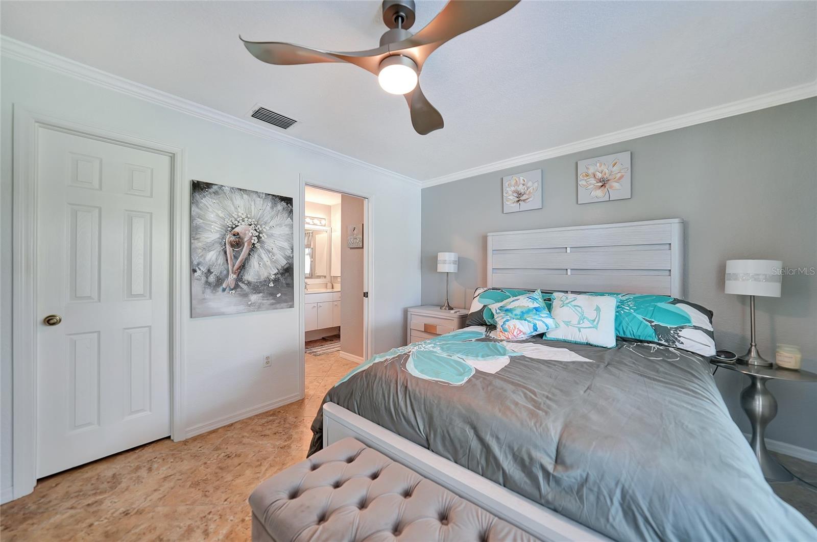 5776 GILLOT BLVD, PORT CHARLOTTE, FL, 33981