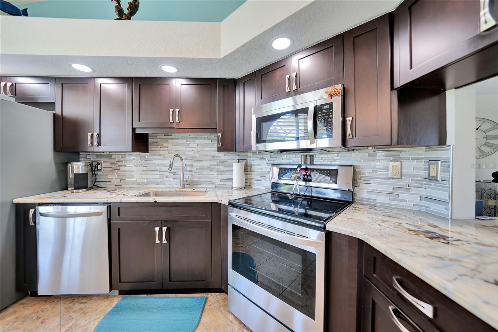 5776 GILLOT BLVD, PORT CHARLOTTE, FL, 33981