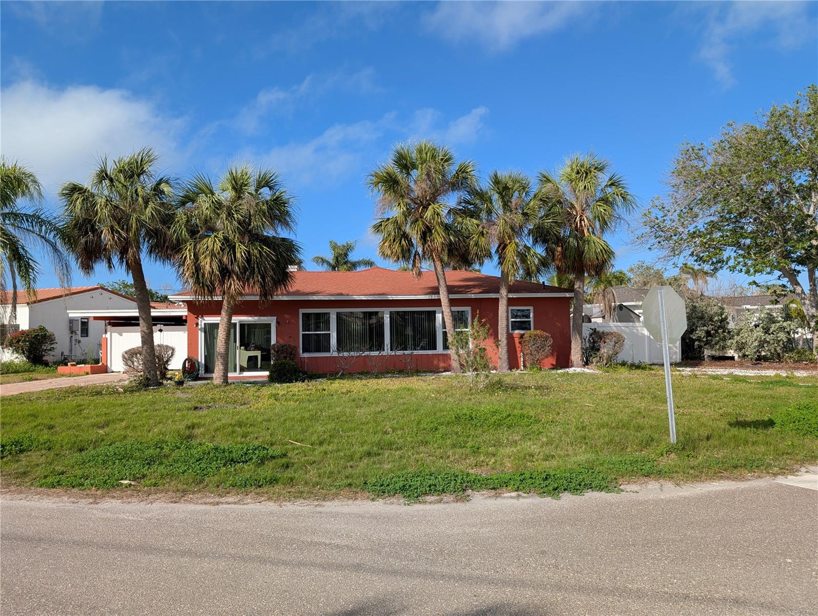 15806 REDINGTON DR, REDINGTON BEACH, FL, 33708