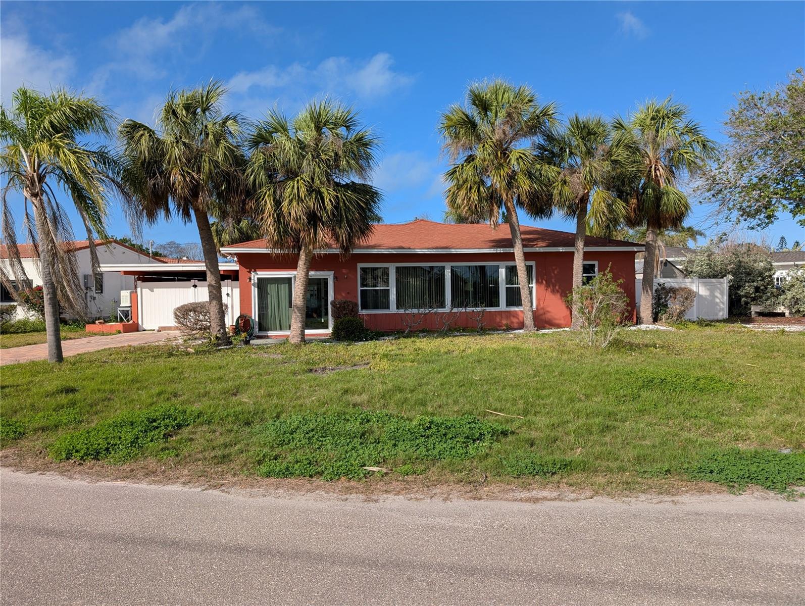 15806 REDINGTON DR, REDINGTON BEACH, FL, 33708
