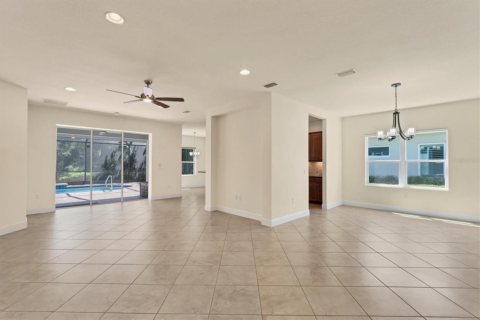 12273 STUART DR, VENICE, FL, 34293