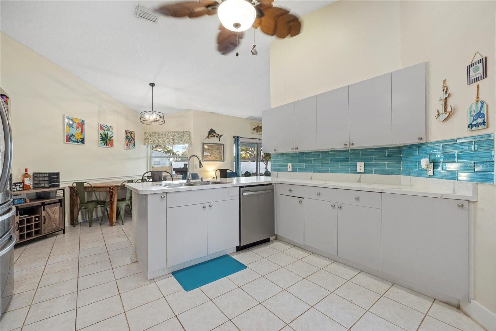 5819 2ND AVENUE DR NW, BRADENTON, FL, 34209