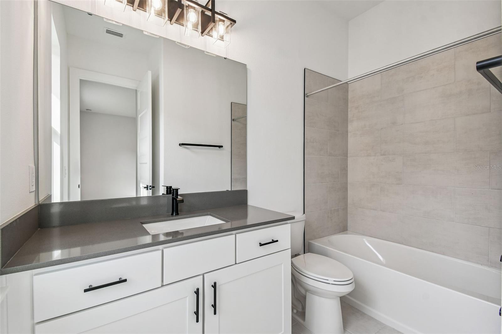 19395 SHELTERED HILL DR, BROOKSVILLE, FL, 34601