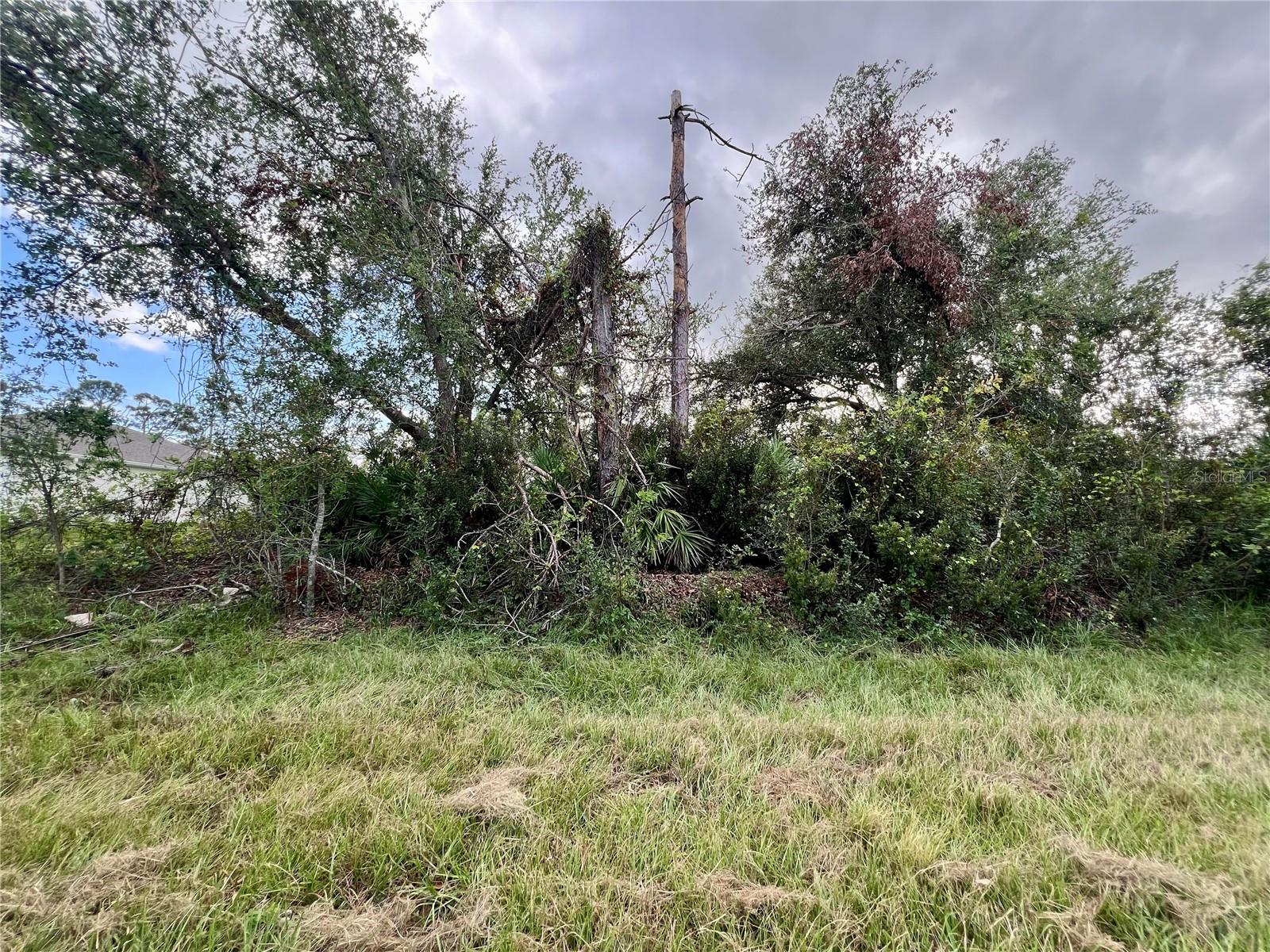 12189 VAUGHAN AVE, PORT CHARLOTTE, FL, 33981