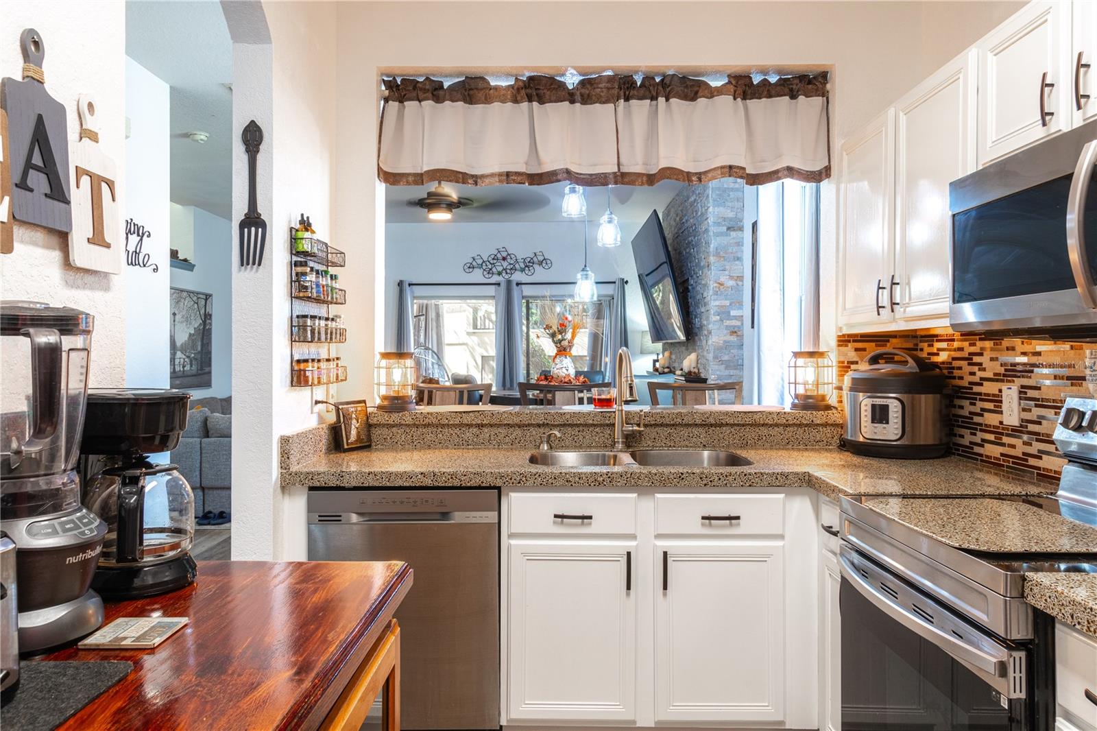 243 PALERMO ST, DAVENPORT, FL, 33897