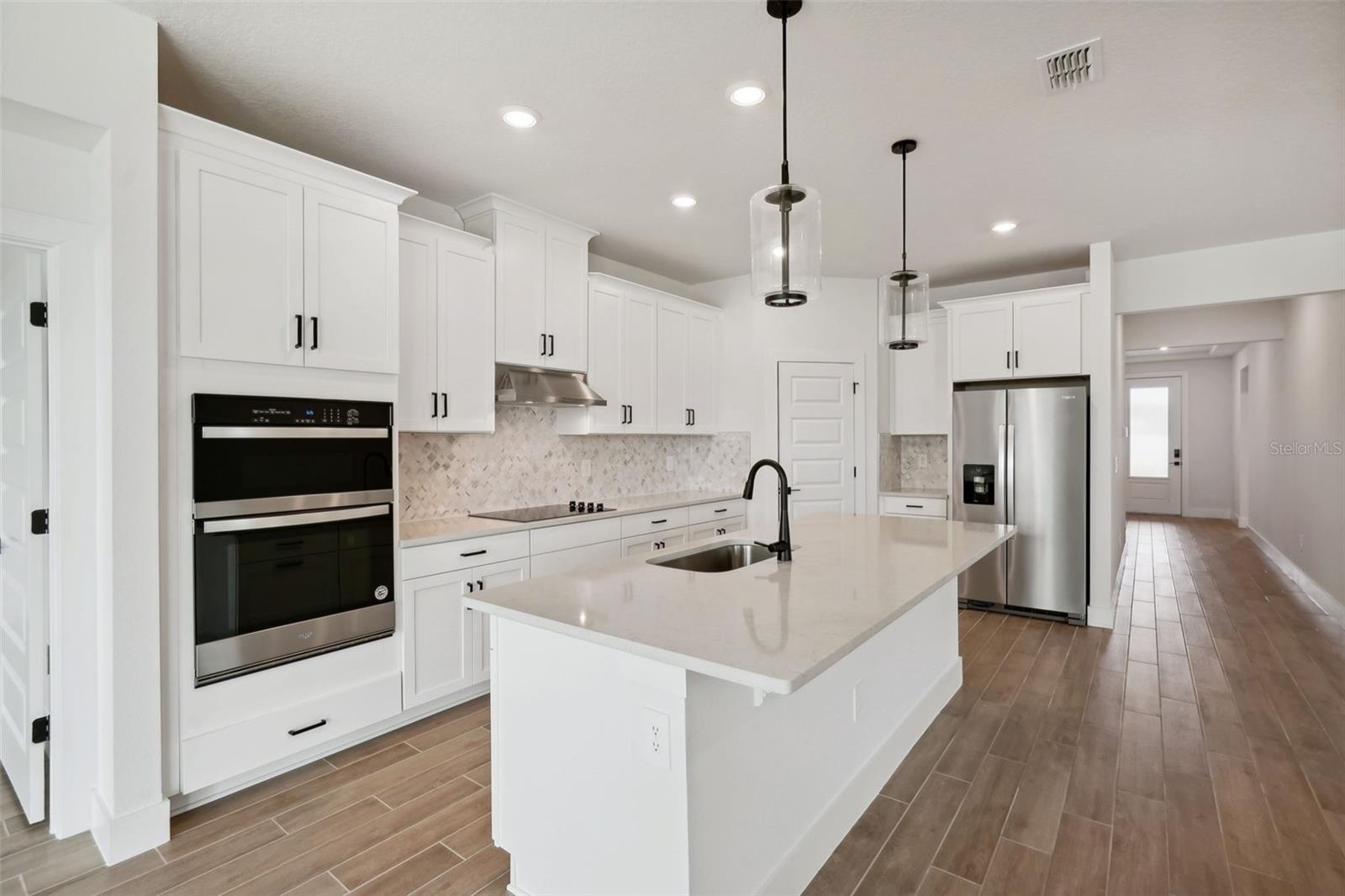 112 RUNAWAY FIELD AVE, NOKOMIS, FL, 34275