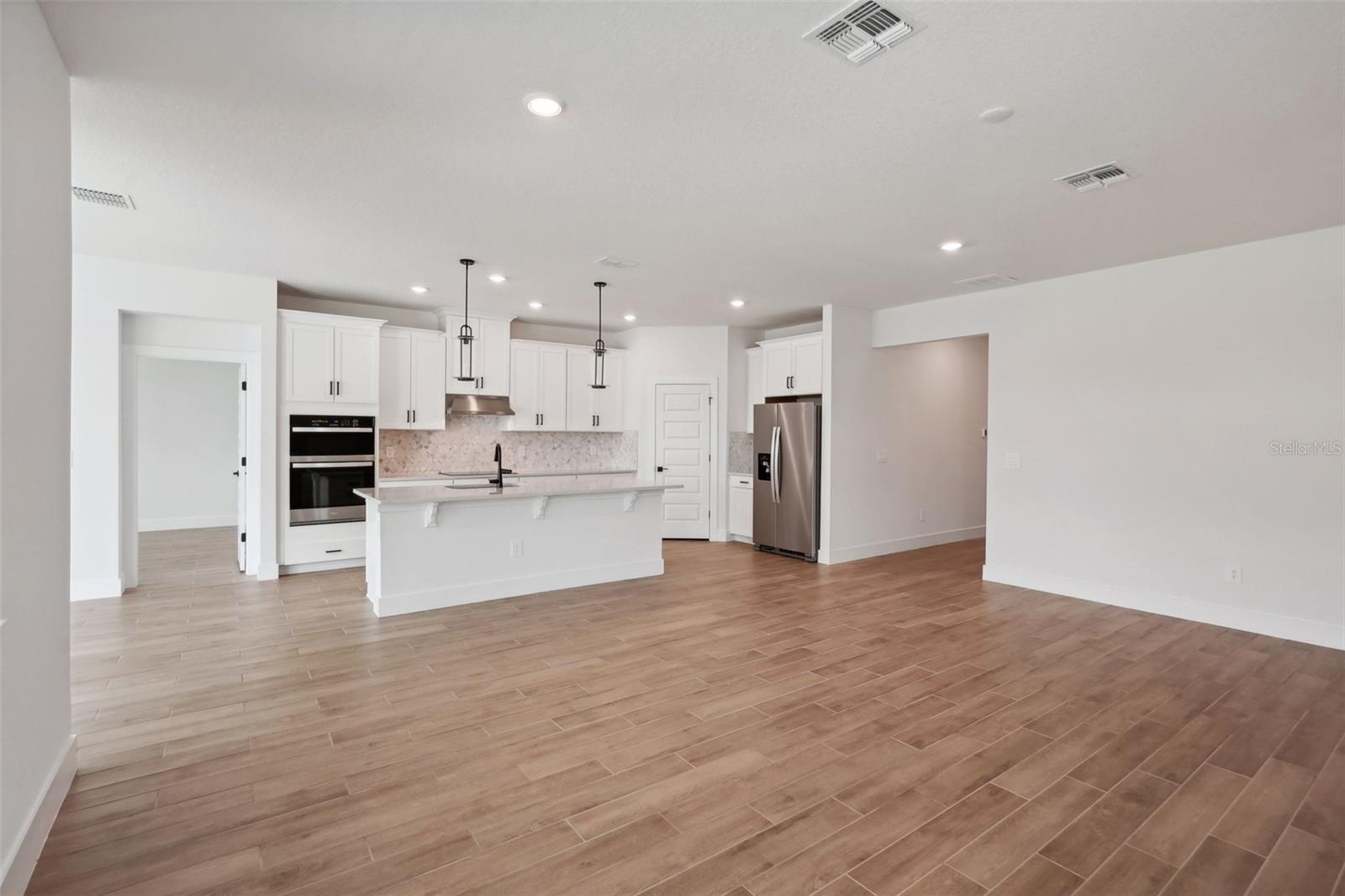 112 RUNAWAY FIELD AVE, NOKOMIS, FL, 34275