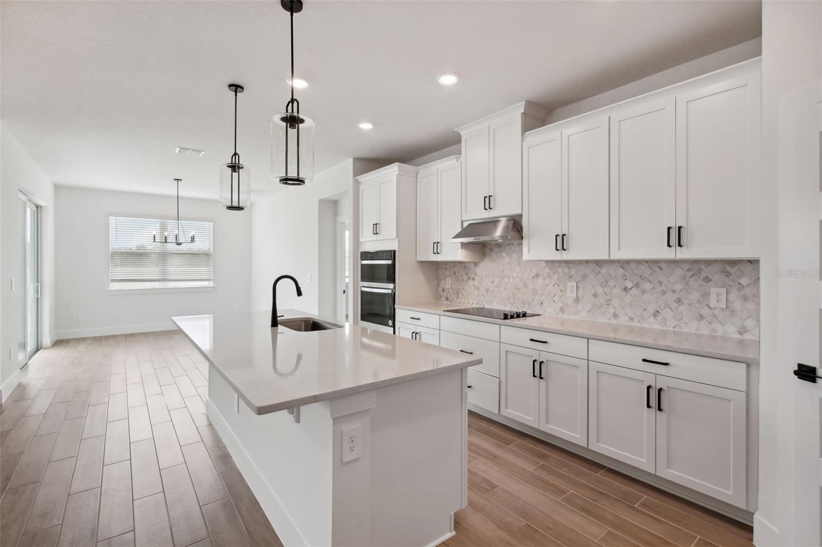 112 RUNAWAY FIELD AVE, NOKOMIS, FL, 34275