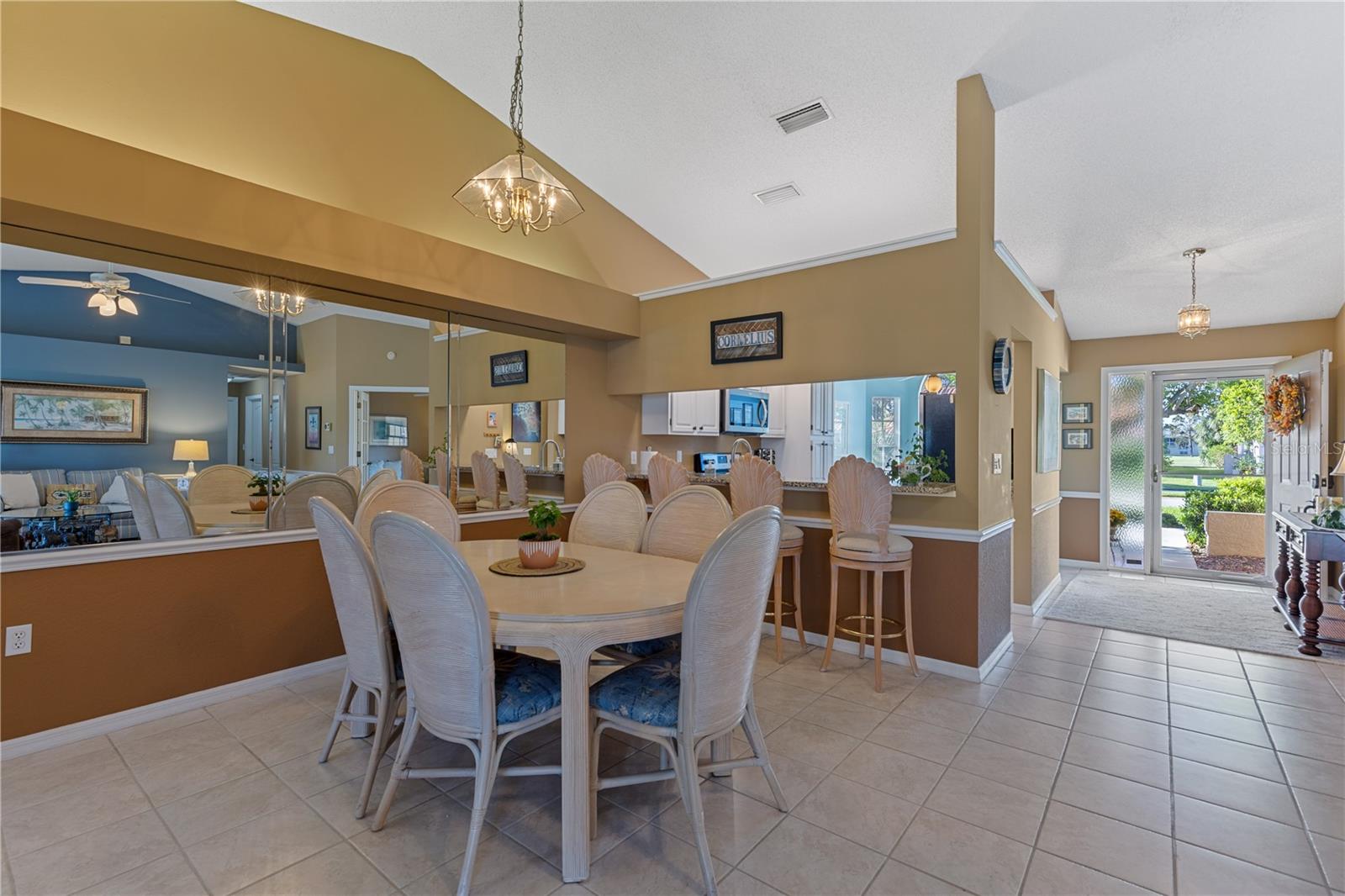 6440 STONE RIVER RD, BRADENTON, FL, 34203