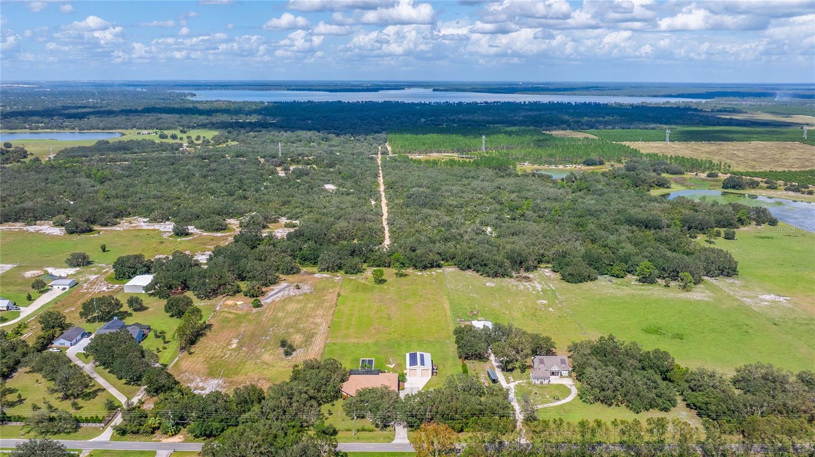 3933 MAMMOTH GROVE RD, LAKE WALES, FL, 33898