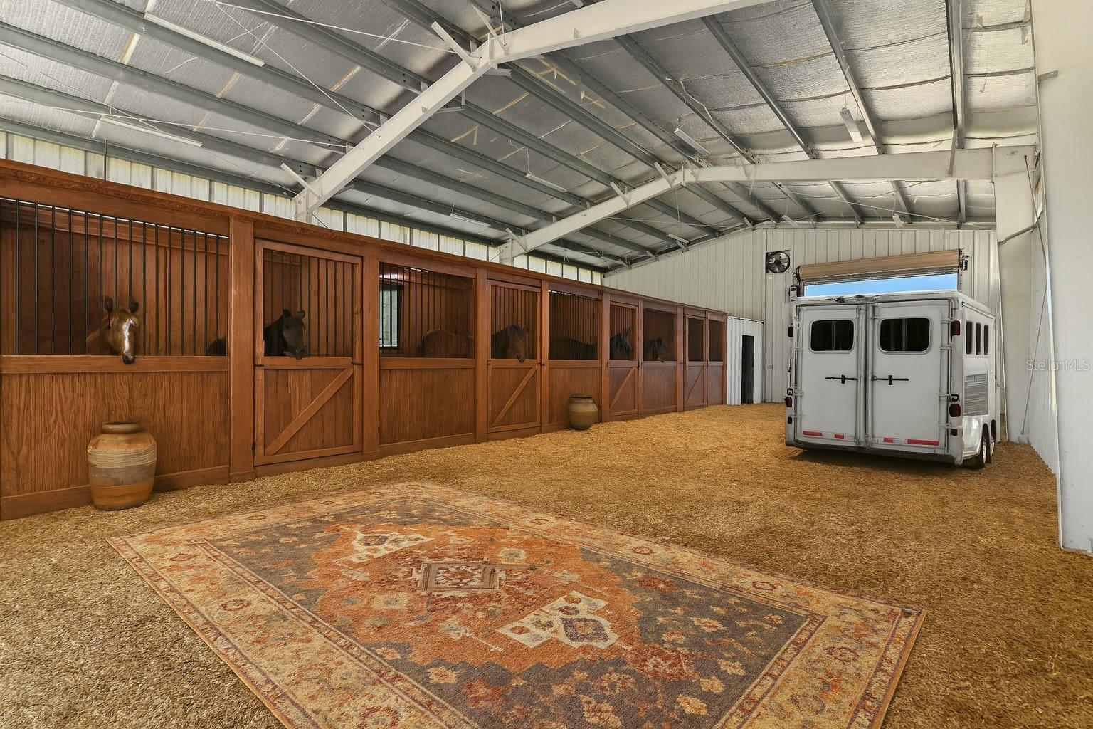 3933 MAMMOTH GROVE RD, LAKE WALES, FL, 33898