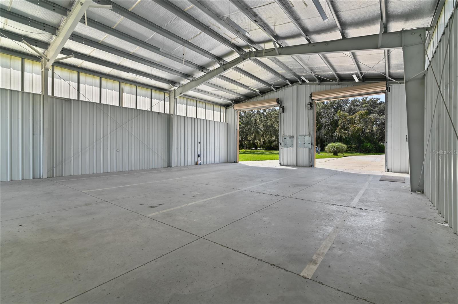 3933 MAMMOTH GROVE RD, LAKE WALES, FL, 33898