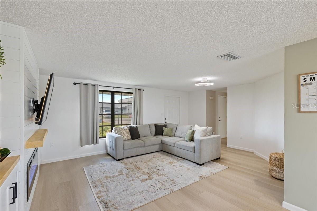1365 SUSSEX RD, VENICE, FL, 34293