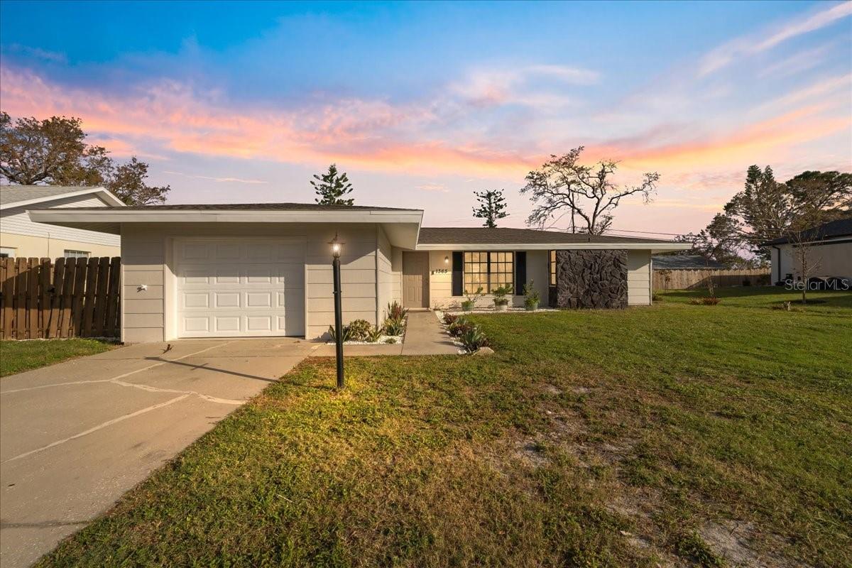 1365 SUSSEX RD, VENICE, FL, 34293
