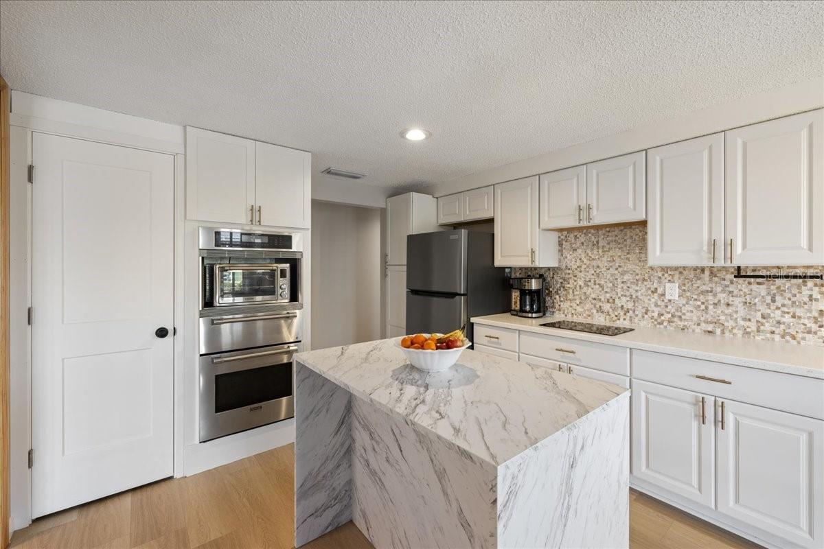 1365 SUSSEX RD, VENICE, FL, 34293