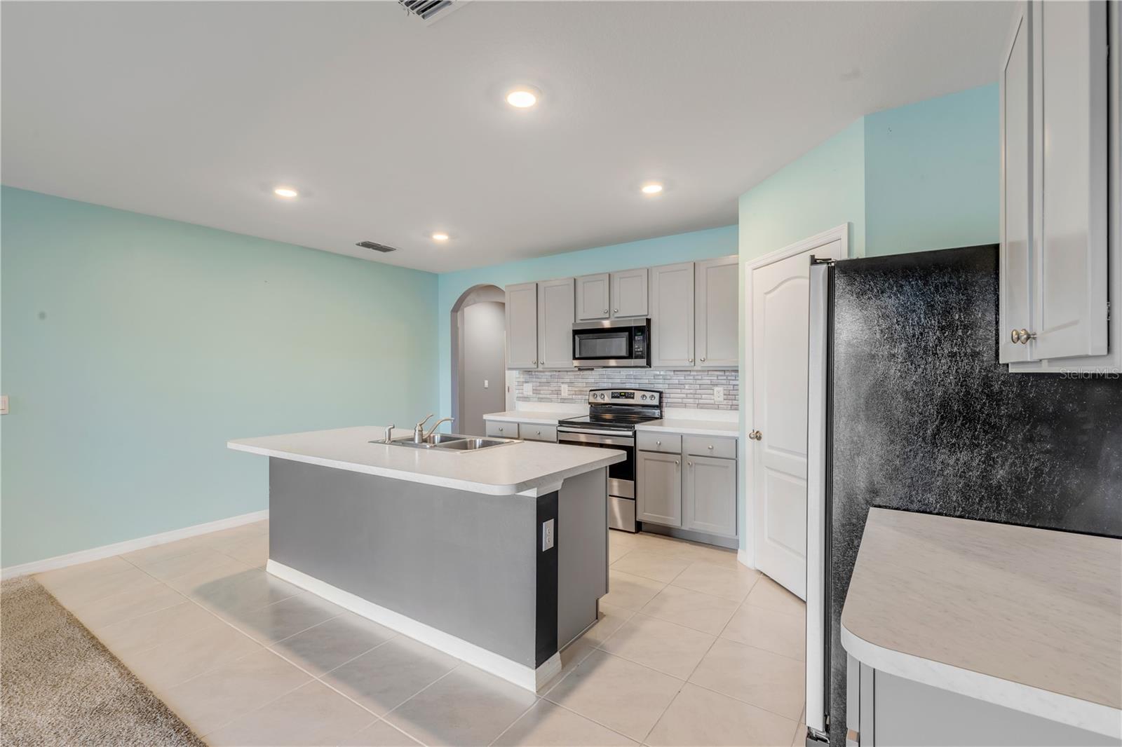 160 OLD MILL POND RD, EDGEWATER, FL, 32141