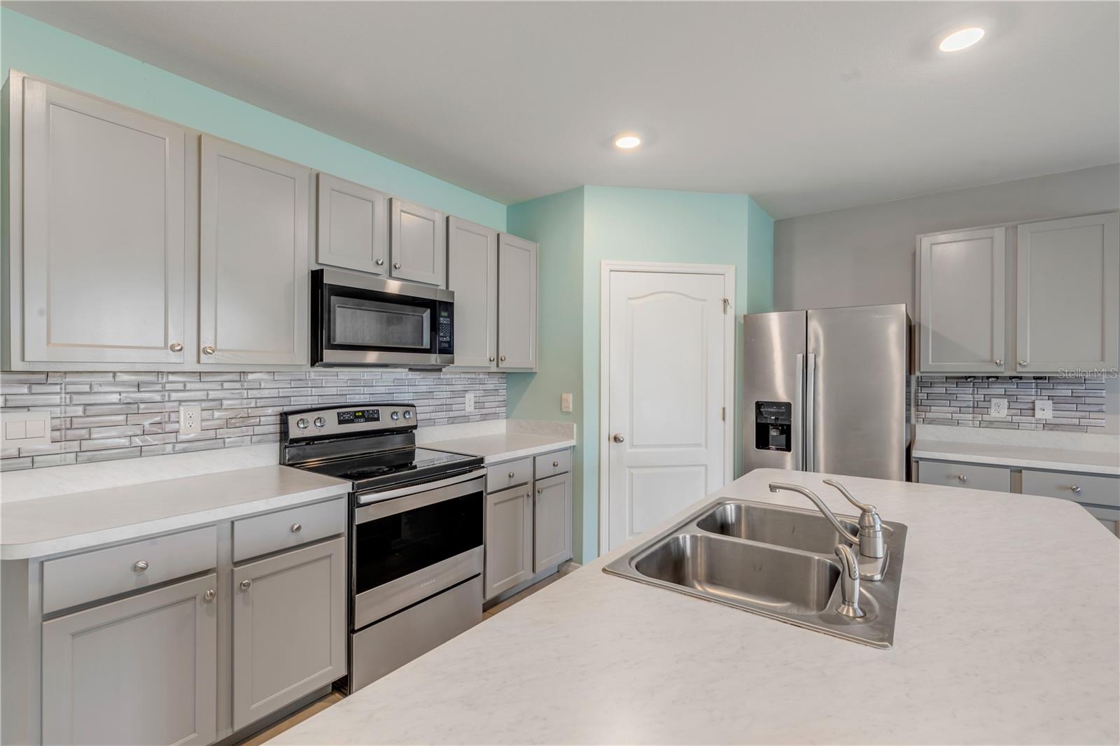 160 OLD MILL POND RD, EDGEWATER, FL, 32141