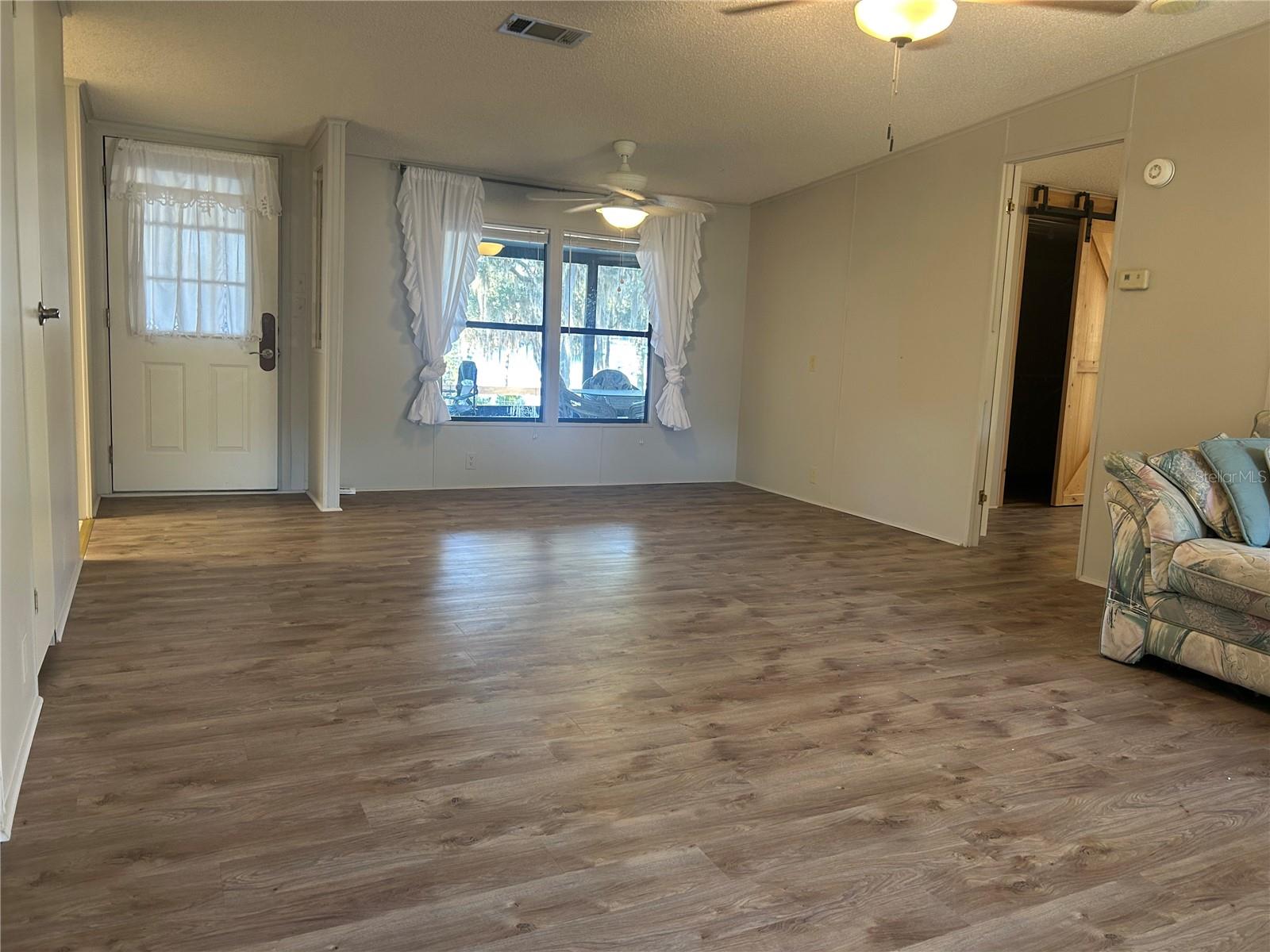 243 STAR LAKE DR, HAWTHORNE, FL, 32640