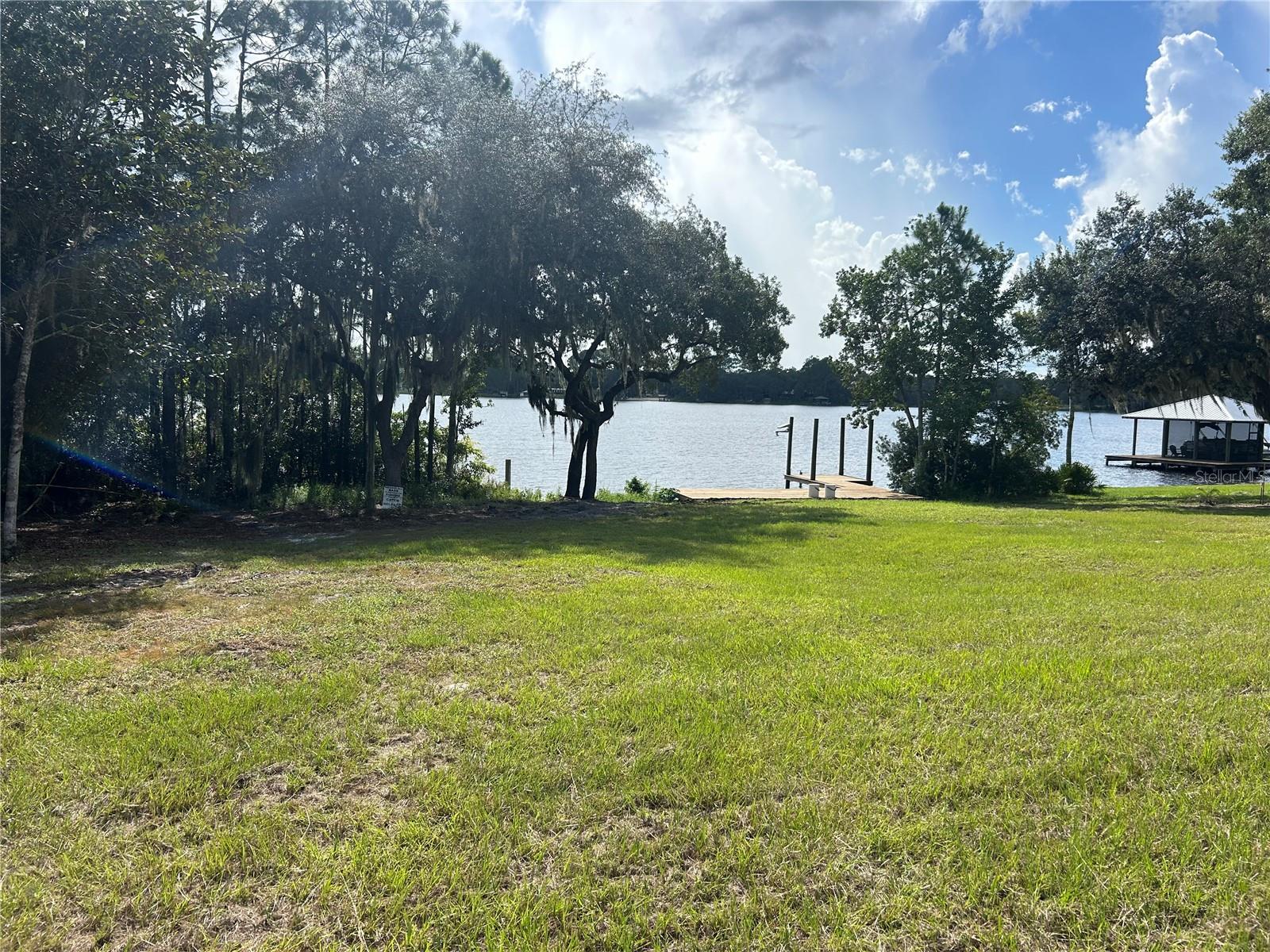 243 STAR LAKE DR, HAWTHORNE, FL, 32640