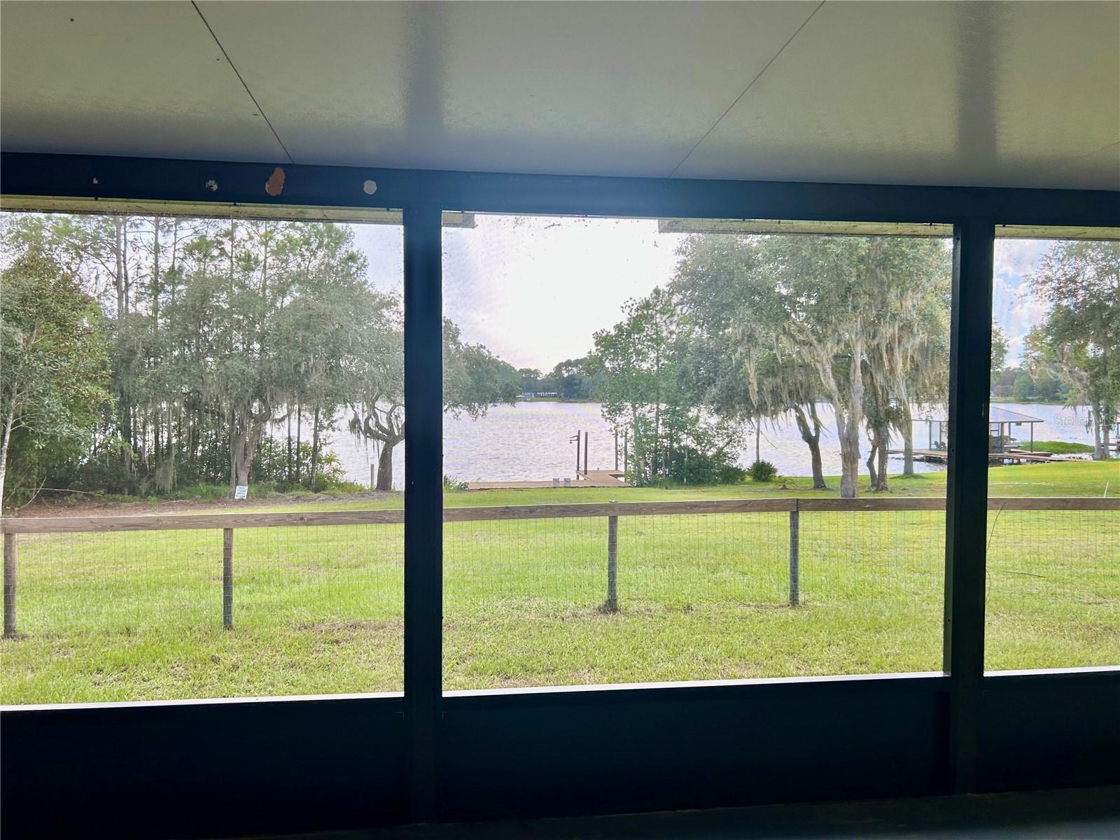 243 STAR LAKE DR, HAWTHORNE, FL, 32640