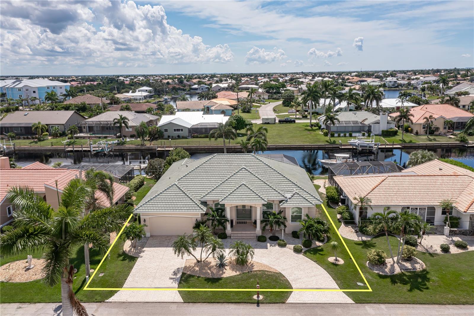 2185 VIA ESPLANADE, PUNTA GORDA, FL, 33950