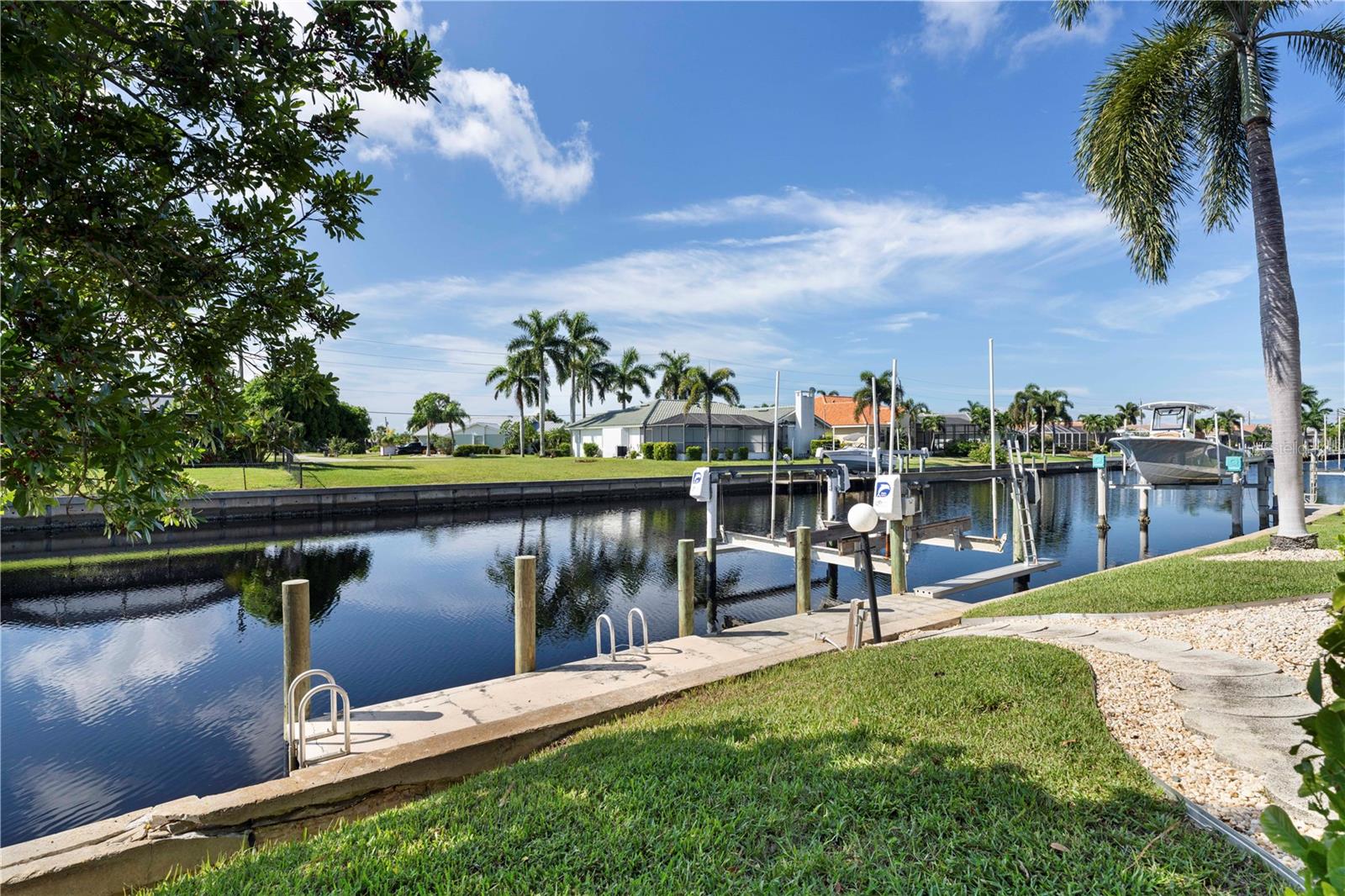 2185 VIA ESPLANADE, PUNTA GORDA, FL, 33950