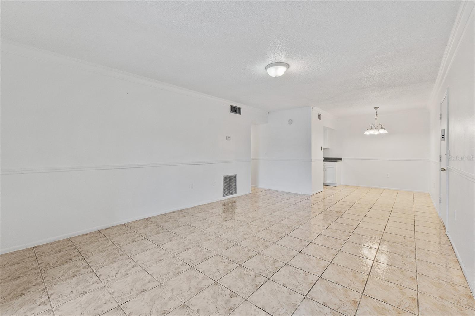 916 LAKE DESTINY RD #E, ALTAMONTE SPRINGS, FL, 32714