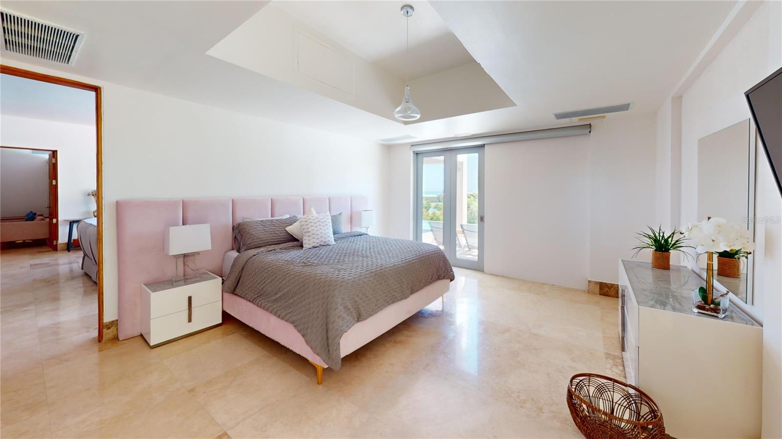 PR9109343 Property Photo